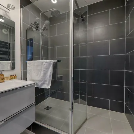 123home-the Outlet * Serris