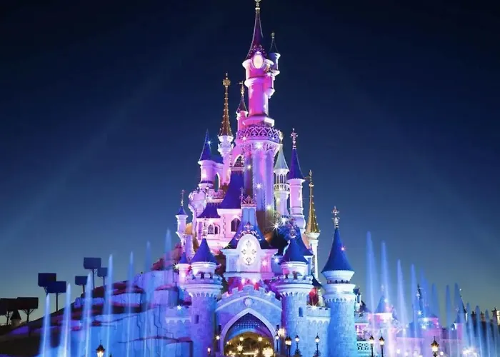 123home-the Outlet * Disneyland Paris
